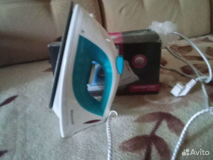 Паровой утюг Maxwell почти новый в коробке
