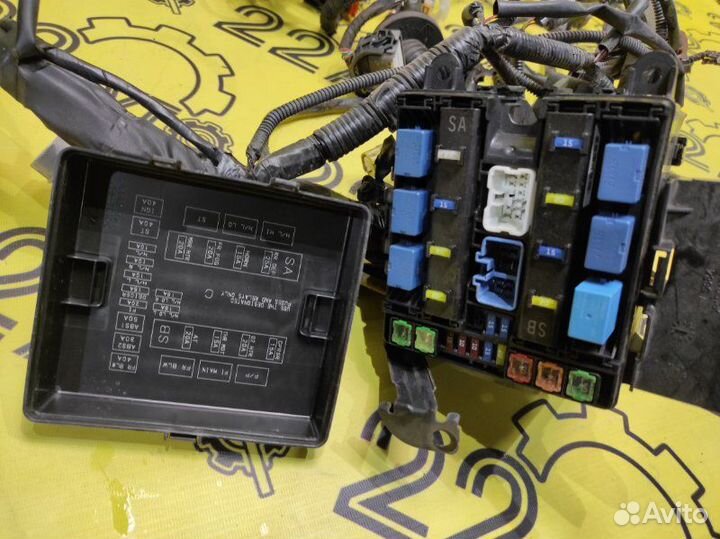 Проводка под капот Suzuki Escudo TD54W J20A