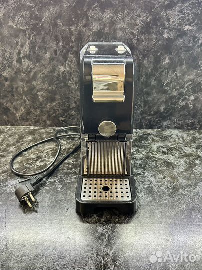 Капсульная кофемашина squesito