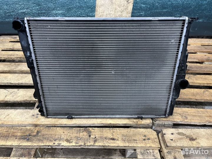 Радиатор охлаждения двигателя Bmw 1 E87 N46B20