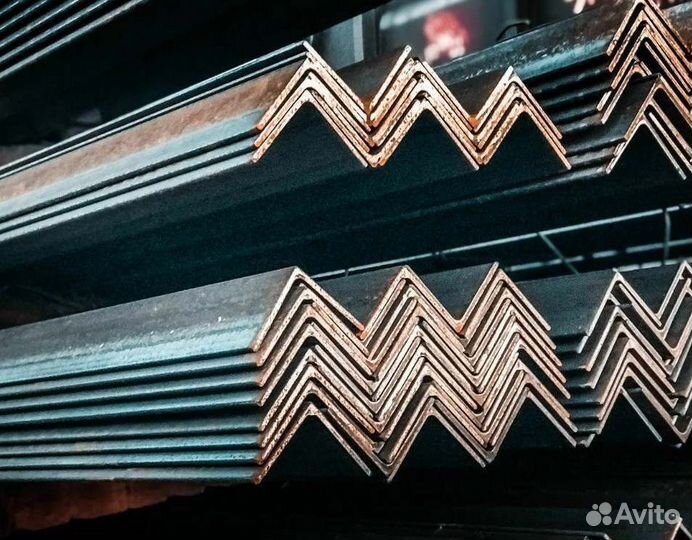 Уголок стальной