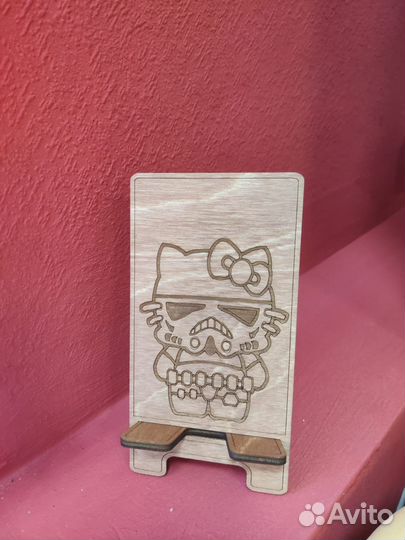 Подставка для телефона из дерева