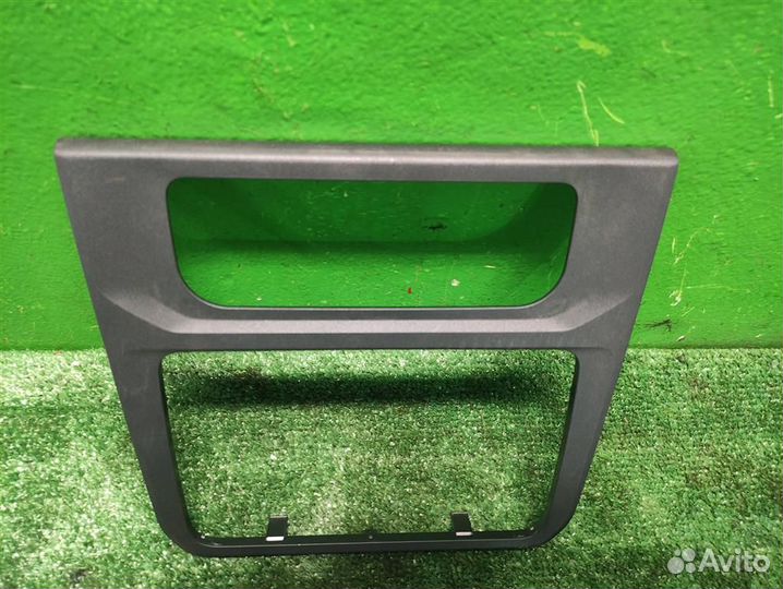 Рамка магнитолы volkswagen Caddy 4 2019