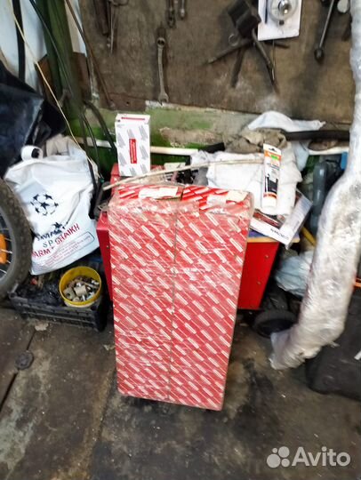 Стойки передние на Ауди А4 б6