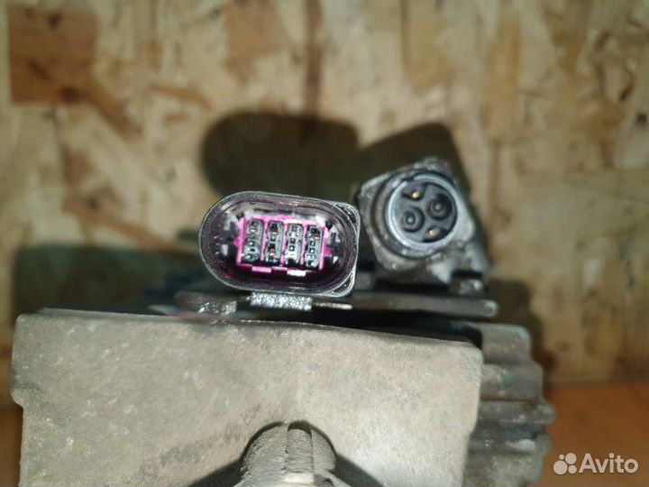 Компрессор кондиционера Volkswagen Touareg