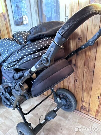 Коляска 3 в 1 с автолюлькой