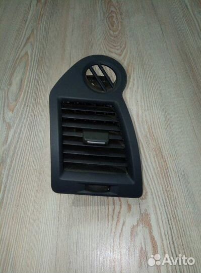 Дефлектор Воздуховод печки Renault megane 2 Лев