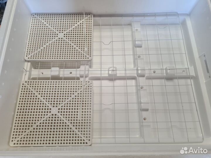 Инкубатор несушка на 104 яйца (104не64вг)