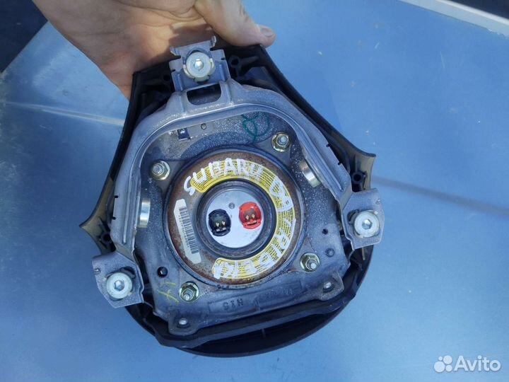 Подушка в руль Субару трибека б9