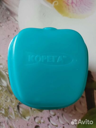 Коробка для хранения зубных протезов