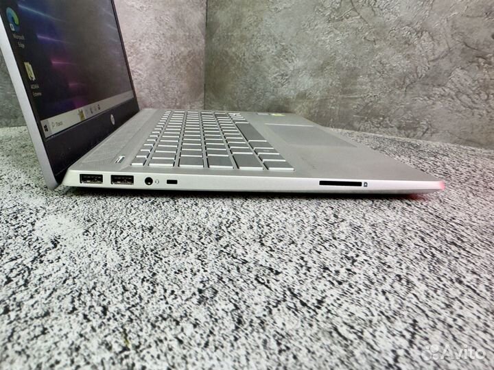 Ноутбук HP на Core i5-8265U/ MX130/ 14 дюймов