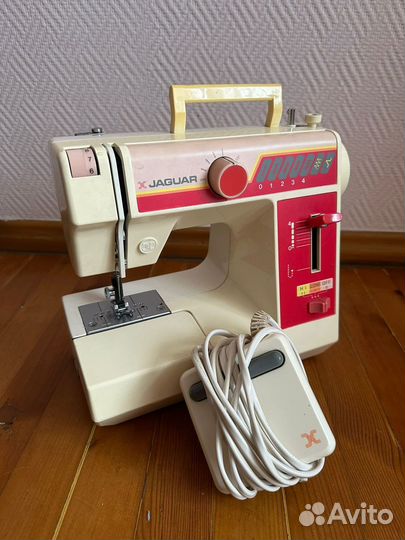 Швейная машина Jaguar