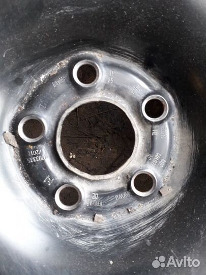 Фольксваген Поло Шкода Рапид R 14