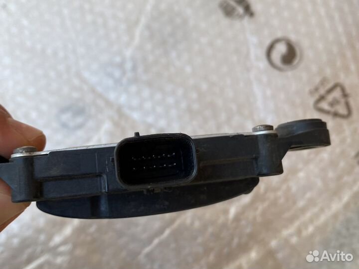 Lexus Rx4 датчик слепой зоны