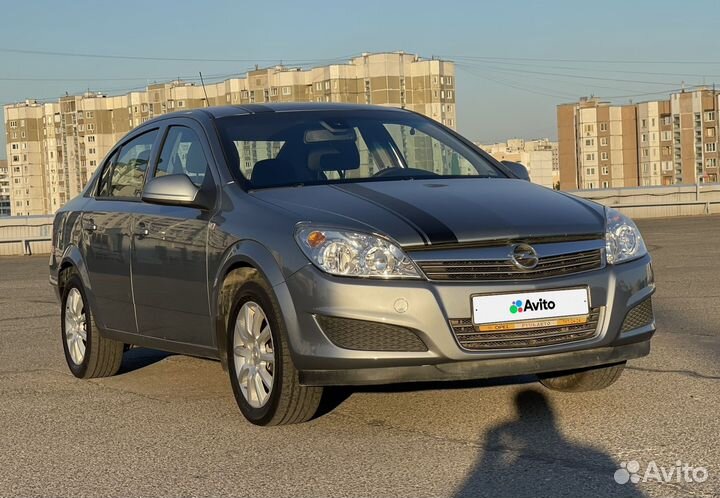 Opel Astra 1.8 AT, 2014, 154 000 км