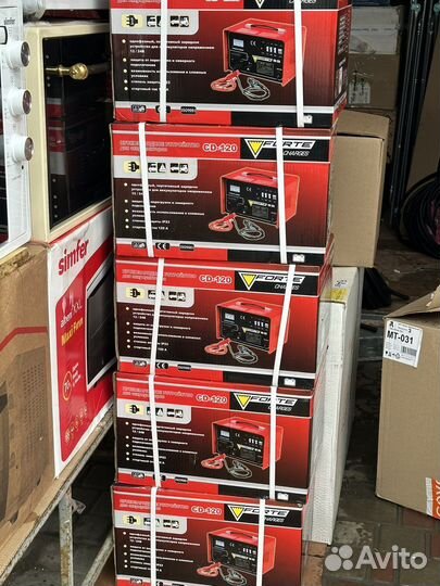 Пускозарядное устройство для аккумулятора CD-120