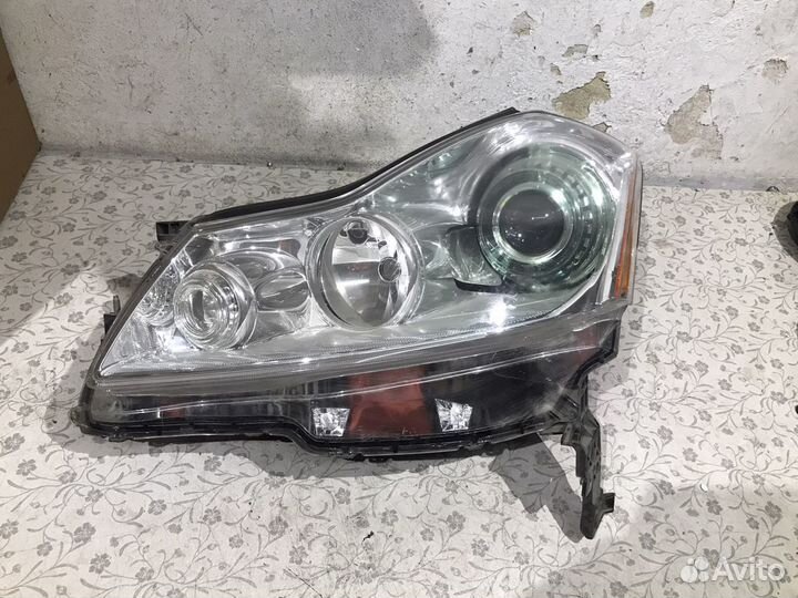 Фара левая ксенон Infiniti Y50