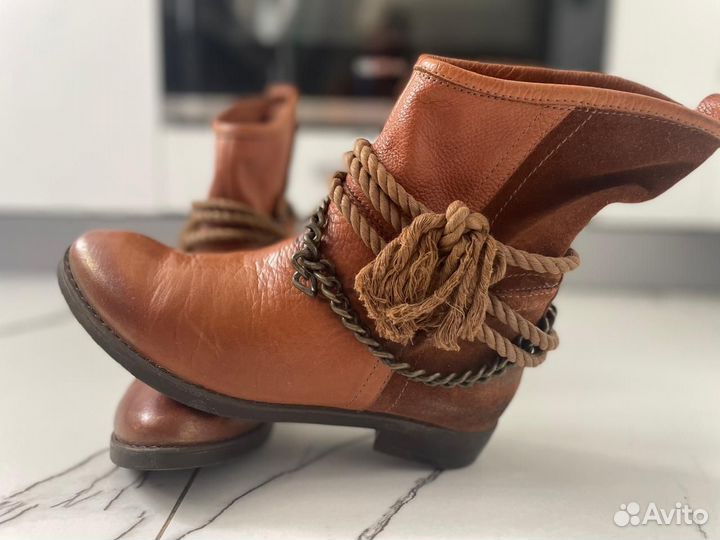 Ботинки демисезонные