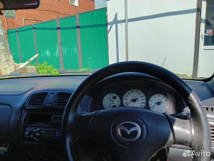 Mazda 323 1.6 AT, 2003, 308 711 км