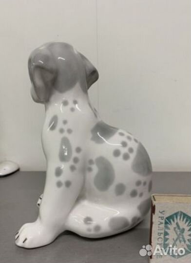 Статуэтка фарфор 