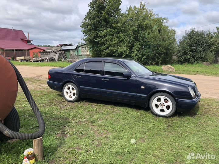 Mercedes-Benz E-класс 2.0 AT, 1997, 390 000 км