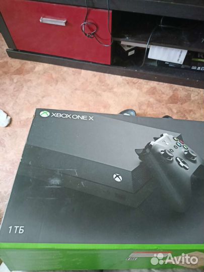 Xbox one s 1tb с играми