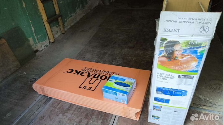 Надувной бассейн