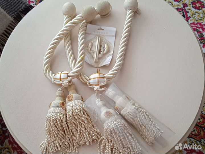 Держатели для штор