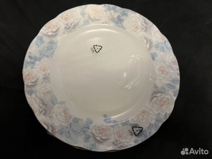 Фарфоровые тарелки:Голубая Роза Чехия