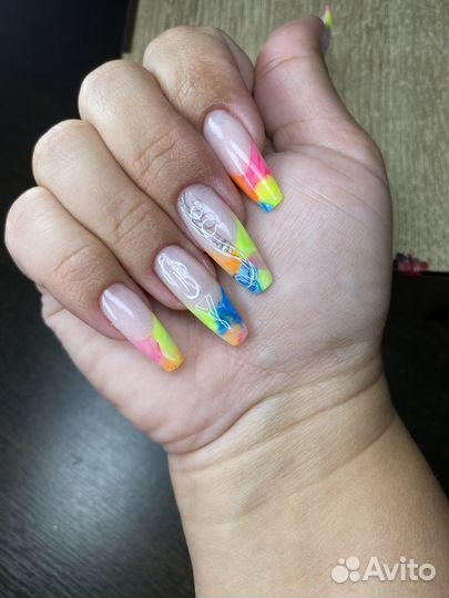 Маникюр, педикюр