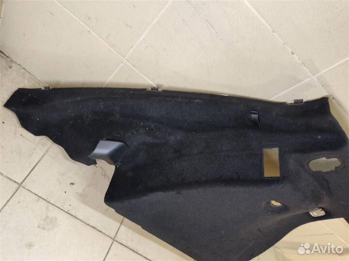 Обшивка багажника правая Mercedes Benz ML W164 20