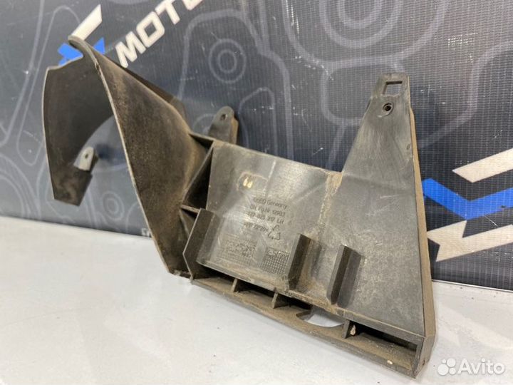 Крепление бампера заднее левое Audi A6 Allroad C5