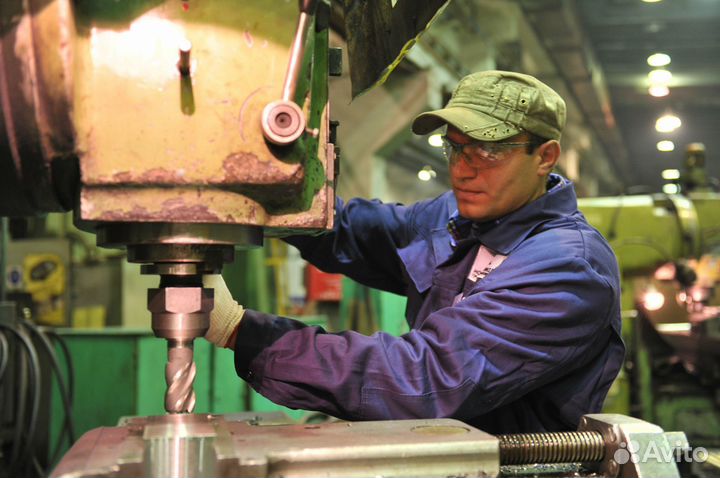 Фрезеровщик на оборонный завод вахта