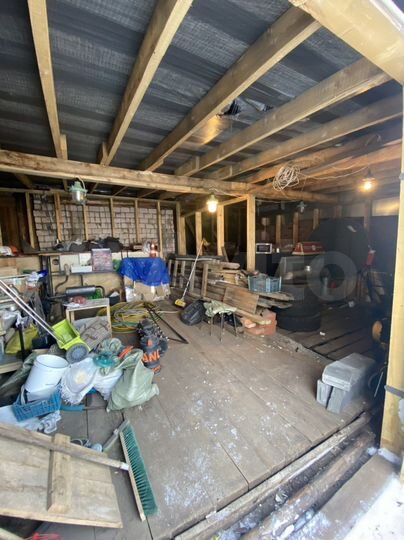 Гараж, > 30 м²