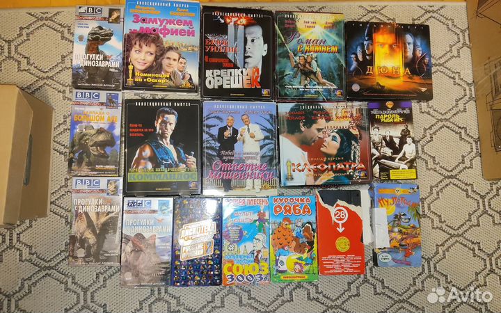 VHS кассеты с фильмами