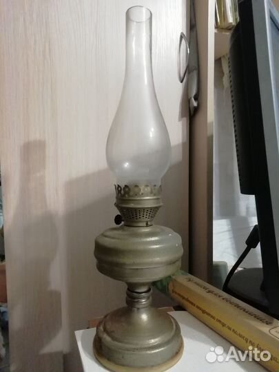 Керосиновая лампа