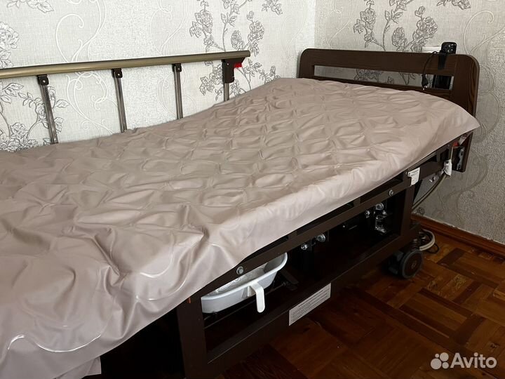Кровать многофункциональная с электроприводом