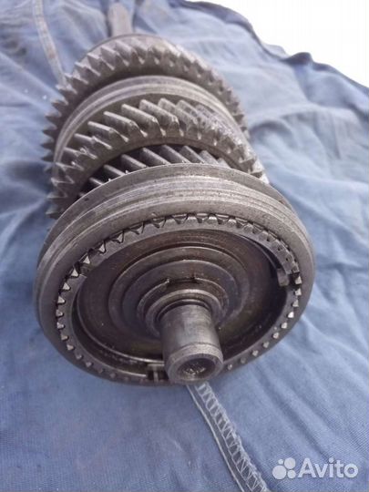 Вторичный вал в сборе кпп газ, волга