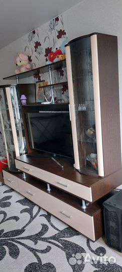 Шкаф,комод, стенка