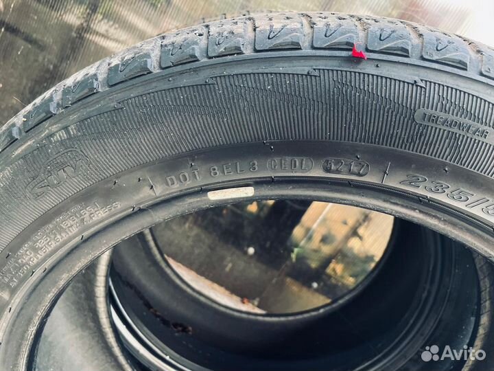 Hankook Dynapro HP2 RA33 235/55 R19 101V