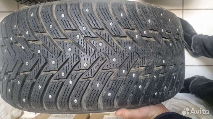 Nokian Tyres Hakkapeliitta 8 255/35 R19