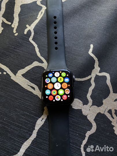Часы apple watch 4 40 mm