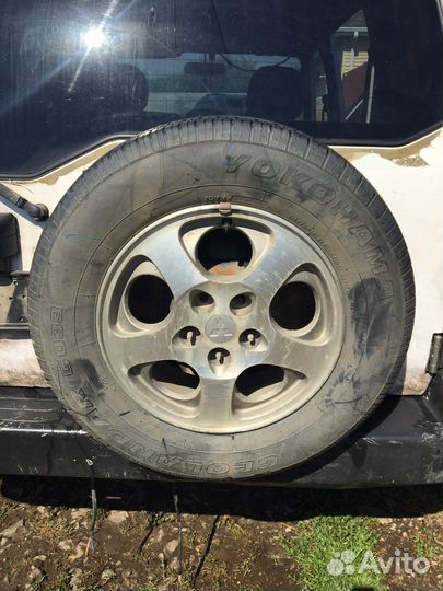 Запаска mitsubishi pajero iO