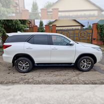 Toyota Fortuner 2.7 MT, 2018, 25 600 км, с пробегом, цена 3 850 000 руб.