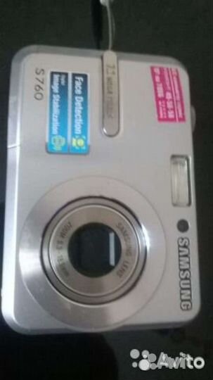 Компактный фотоаппарат