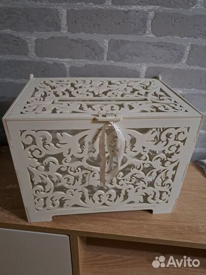 Свадебный сундук для денег