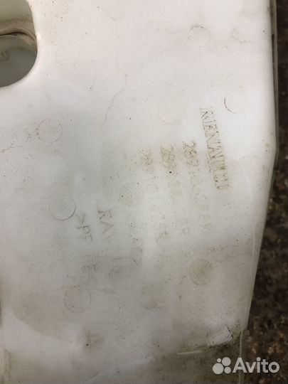 Бачок омывателя Renault Logan 1