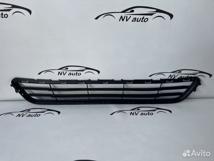 Ford mondeo 5 решётка в бампер нижняя 15-19