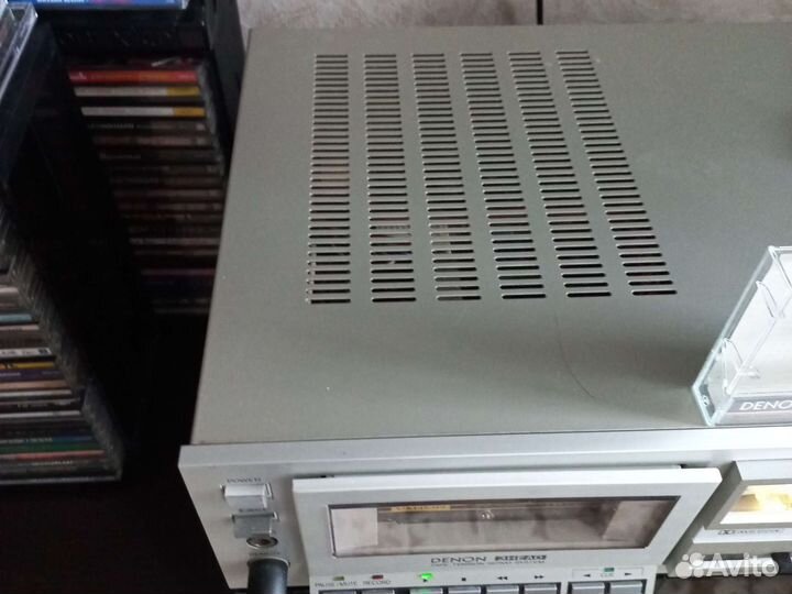 Кассетная дека Denon DR-F1,с пультом