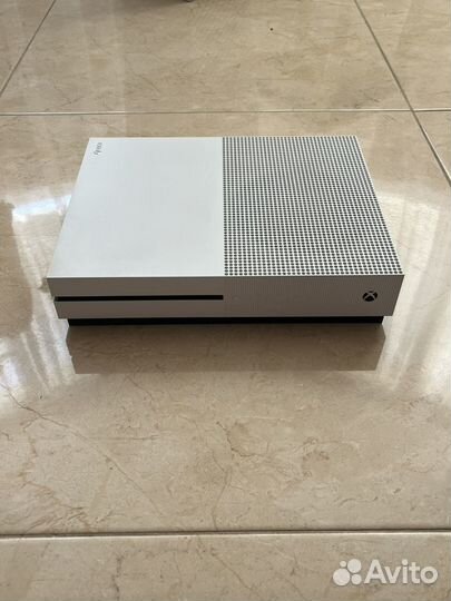 Xbox One S